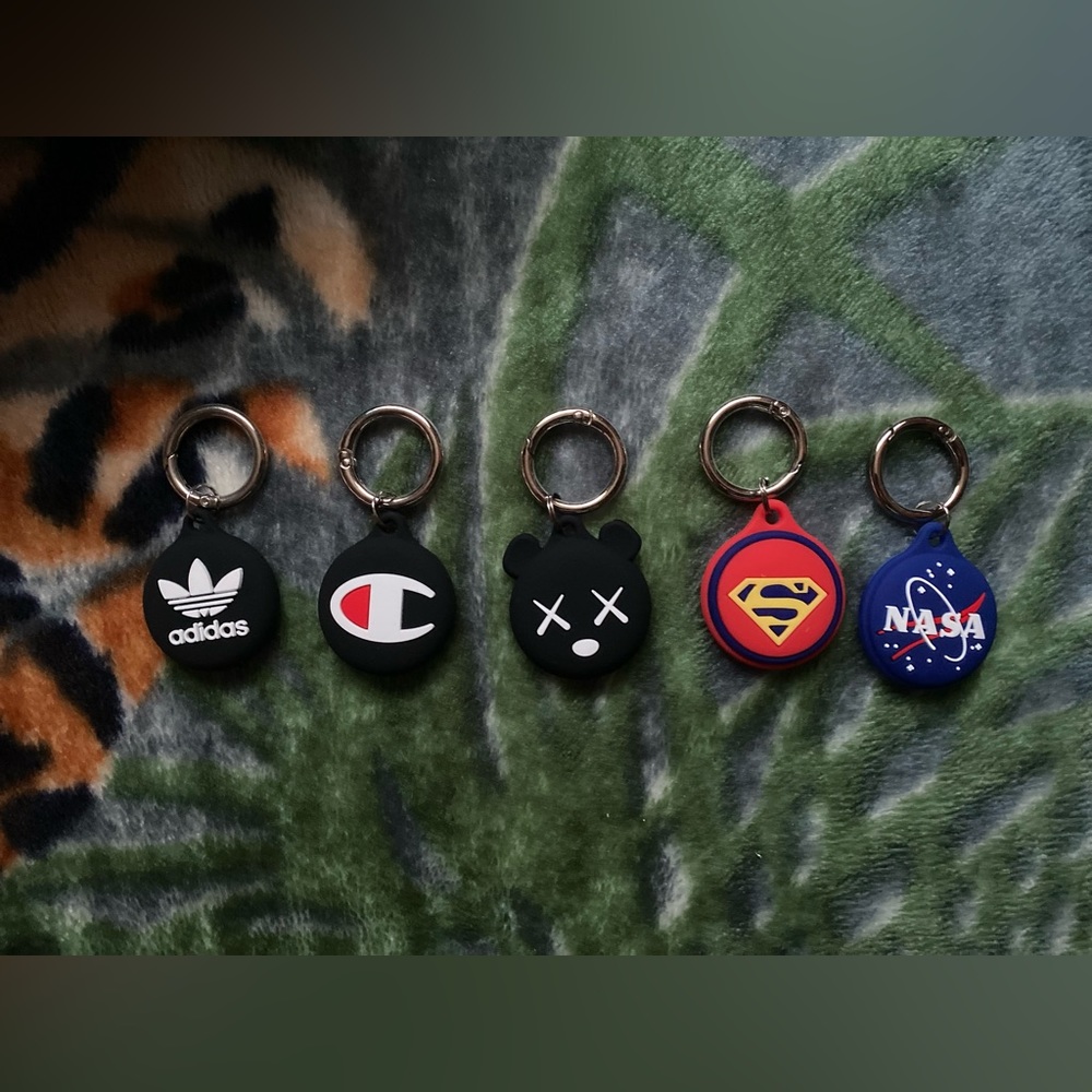 AirTag Cases Keychain Holder